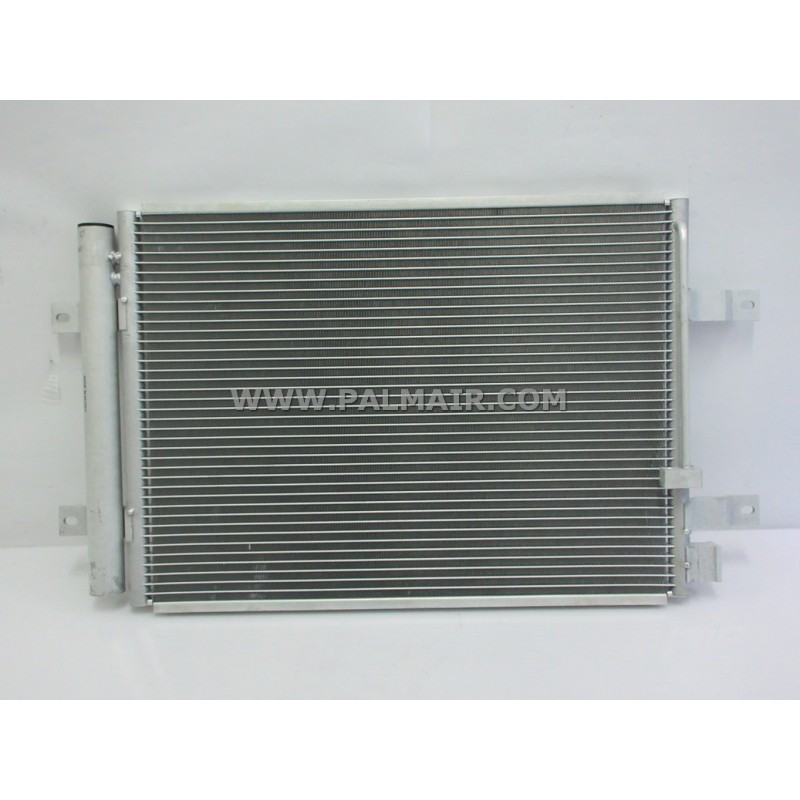 HYUNDAI 15 TON TRUCK '10 CONDENSER 