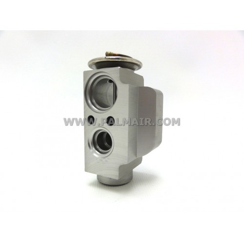 VW T5 '05 REAR BLOCK VALVE