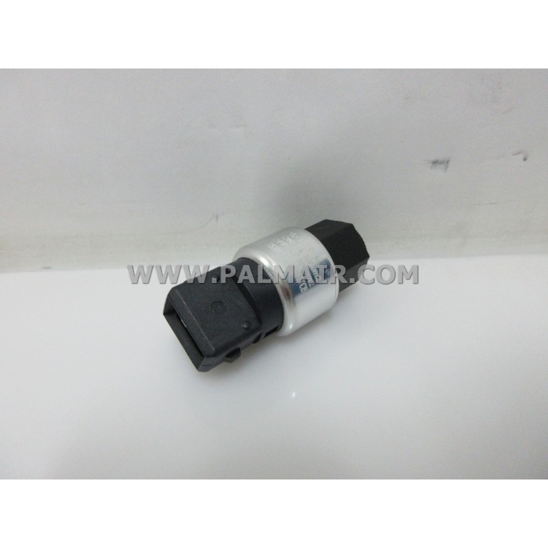 VOLVO C70 PRESSURE SWITCH