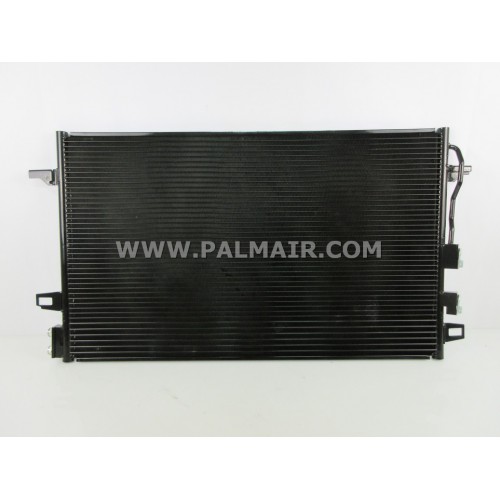 CHRYSLER VOYAGER '00 CONDENSER