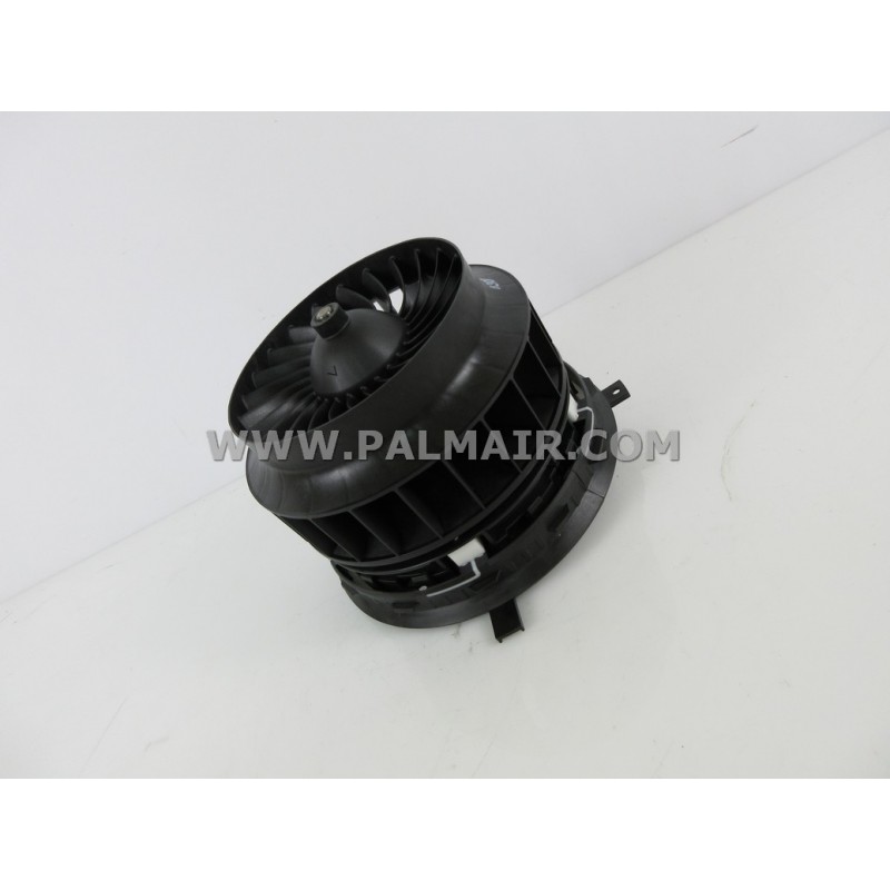 MERCEDES W205 '15  BLOWER MOTOR -LHD