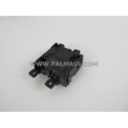 TOYOTA PRIUS C '12 SERVO MOTOR