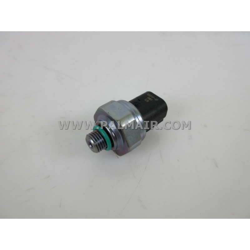 MERCEDES PRESSURE SWITCH