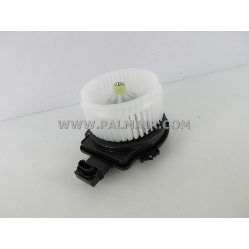 HONDA HRV '14 BLOWER MOTOR