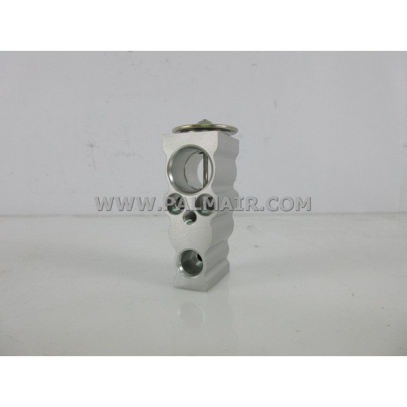 DAIHATSU BLOCK VALVE 
