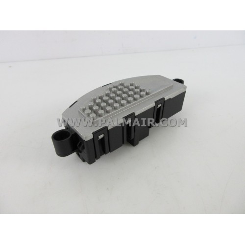 MERCEDES W176 '12 REGULATOR