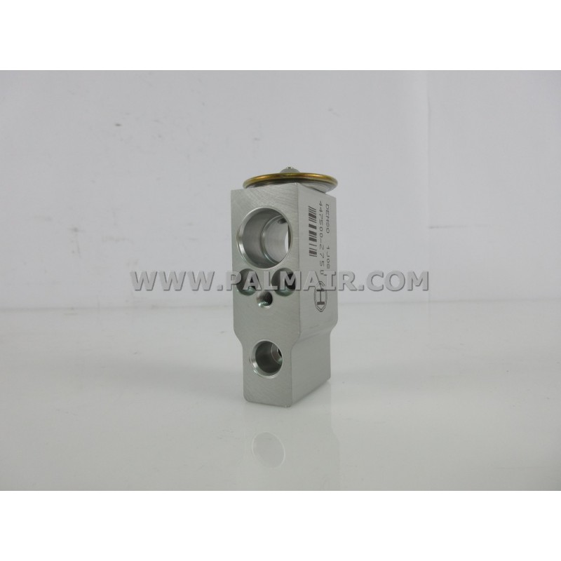 KOMATSU BLOCK VALVE