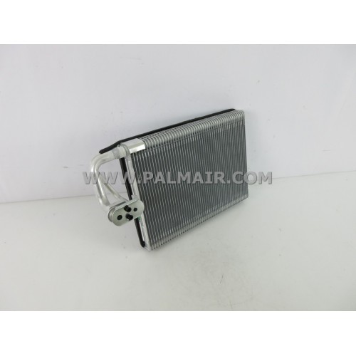 MERCEDES W206 '21 COOLING COIL 