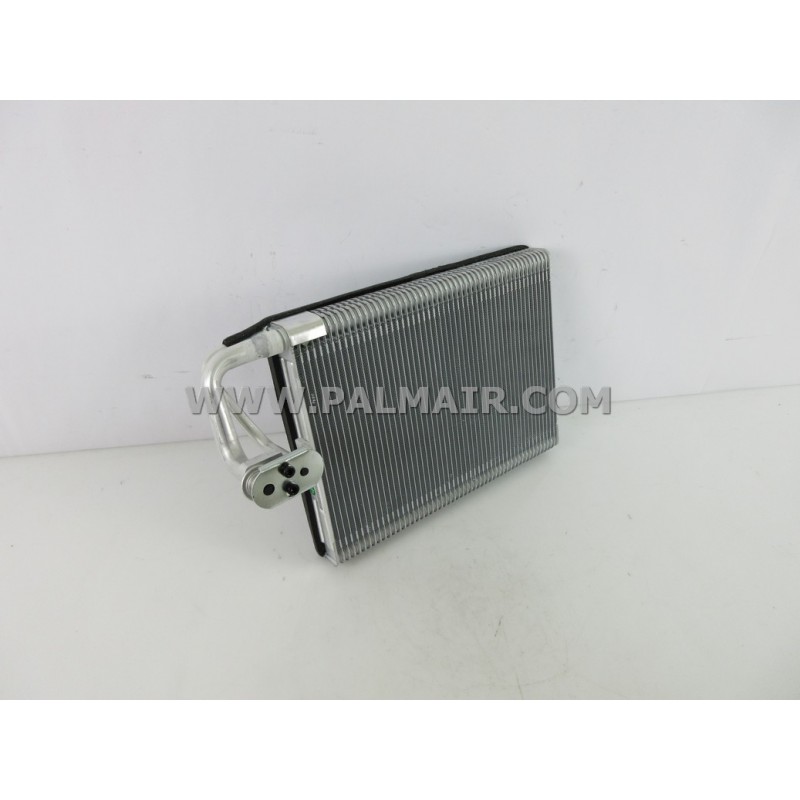 MERCEDES W206 '21 COOLING COIL 