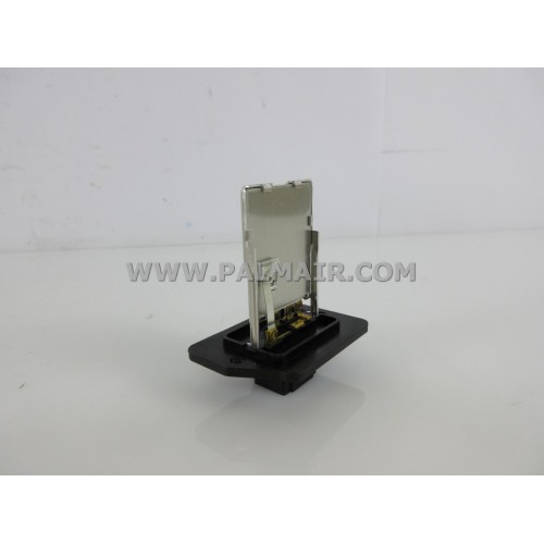 KIA SORENTO '10 REGULATOR