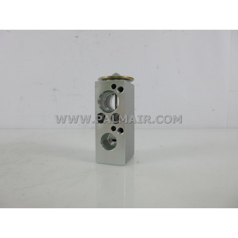 MINI COOPER '14 BLOCK VALVE