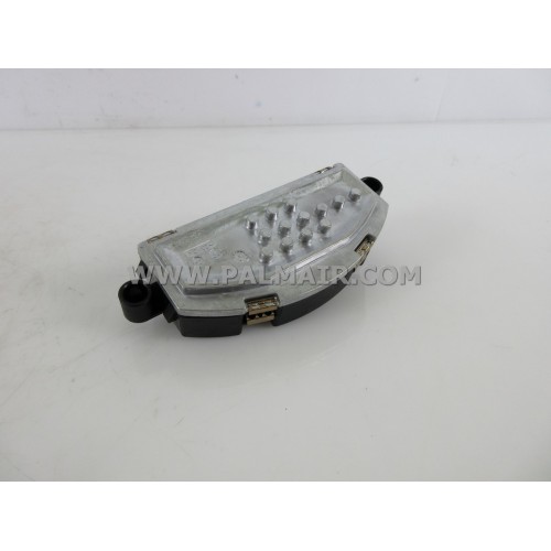 MERCEDES W447 '14 REGULATOR