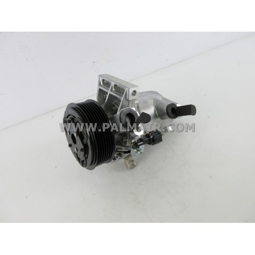 NISSAN VERSA '11 COMPRESSOR
