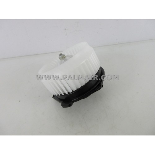 TOYOTA HIACE RH REAR BLOWER MOTOR