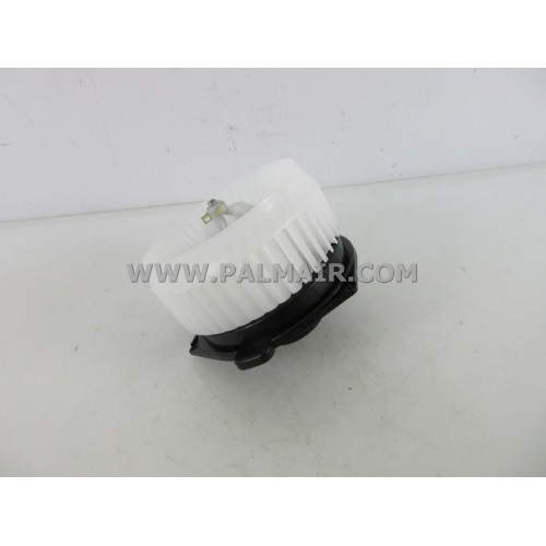 TOYOTA HIACE LH REAR BLOWER MOTOR