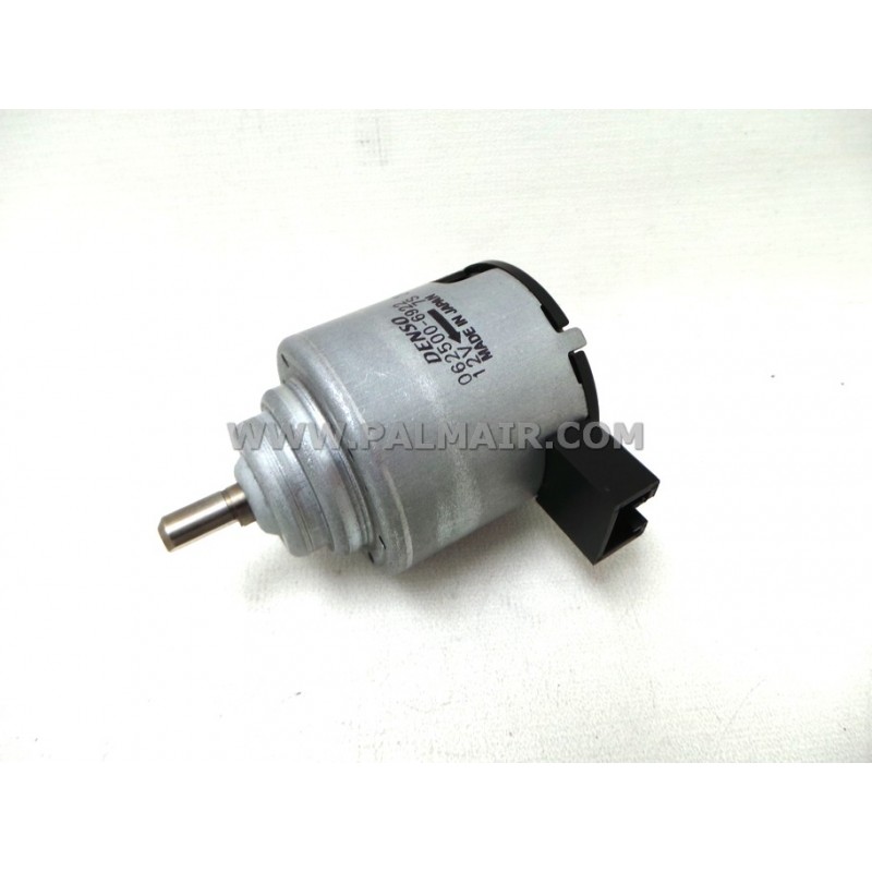 DENSO FAN MOTOR